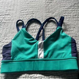 Oiselle sports bra